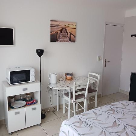 Ferienwohnung Chambre Privee Climatisee Chez Particulier, Wifi Perpignan Exterior foto