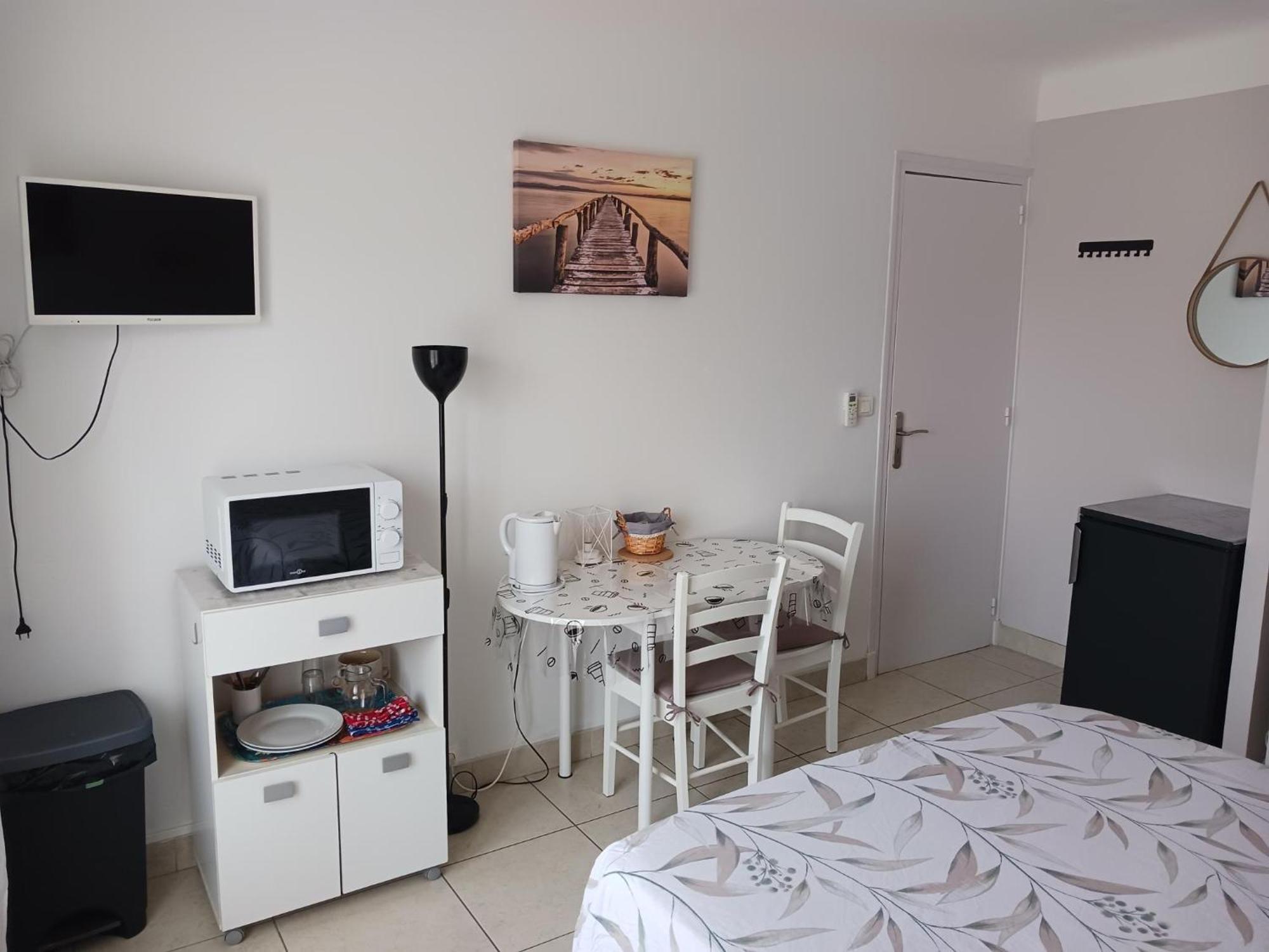 Ferienwohnung Chambre Privee Climatisee Chez Particulier, Wifi Perpignan Exterior foto